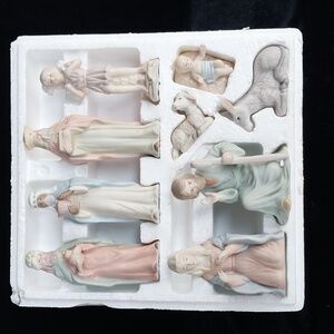 Vintage 1990 Lefton Christopher Collection 9 Piece Nativity Set
